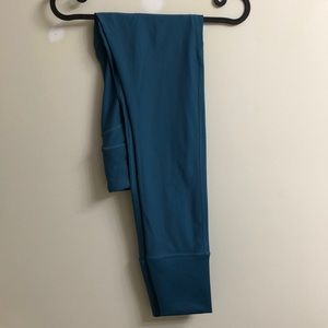 Under Armour fitted leggings/heatgear